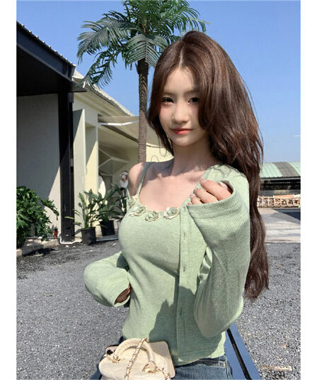 원본 솜씨 부드러운 바람 세트 여성 가을 작은 청신 오픈 가디건 3 차원 꽃 캐미솔 투피스 세트
