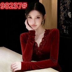 批发2025<b class='q'>新款</b>超好看上衣独特气质法式新年本命年红色丝绒蕾丝<b class='q'>衬衫</b>女冬