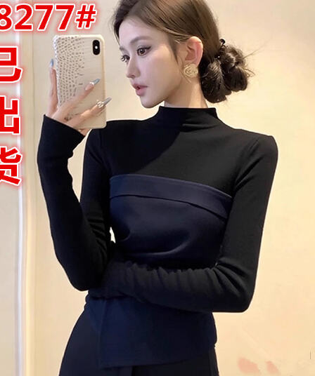 배색 패치워크 페이크 레이어드 긴팔 티셔츠 여성 2025 겨울 새로운 몸매 가꾸기 불규칙 반하이넥 만나는 맨위