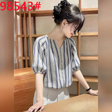 批发法式复古<b class='q'>条纹</b>泡泡袖V领<b class='q'>衬衫</b>女2026夏季新款时尚百搭显瘦减龄上衣