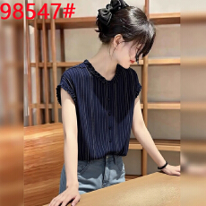 批发时尚轻奢高级感蓝色<b class='q'>条纹</b>短袖<b class='q'>衬衫</b>女夏季新款木耳边通勤百搭上衣潮