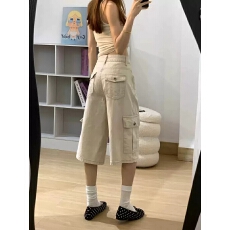 批发浅杏色休闲工装牛仔<b class='q'>七分裤</b><b class='q'>女</b>夏季新款高腰显瘦百度设计感牛仔短裤