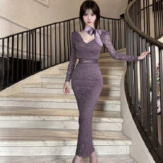 批发实拍<b class='q'>性感</b>纯欲V领长袖连衣裙打底修身显瘦蕾丝包臀辣妹中长裙<b class='q'>女装</b>