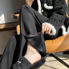 批发实拍2025秋冬加绒微喇裤阔腿裤<b class='q'>休闲</b>裤开叉<b class='q'>西装</b>裤高腰直筒裤<b class='q'>女</b>