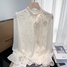 批发实拍 春秋新款温柔蝴蝶结蕾丝<b class='q'>长袖</b><b class='q'>衬衫女</b>小众质气百搭宽松上衣