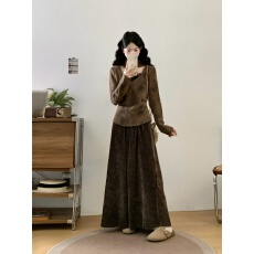 批发实拍大码法式秋<b class='q'>冬</b>复古黄金貂上衣丝绒半身裙女修身气质穿搭一整套