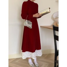 批发实拍大码赫本风内搭丝绒连衣裙女<b class='q'>秋</b>冬胖mm收腰遮胯显瘦礼服小黑裙