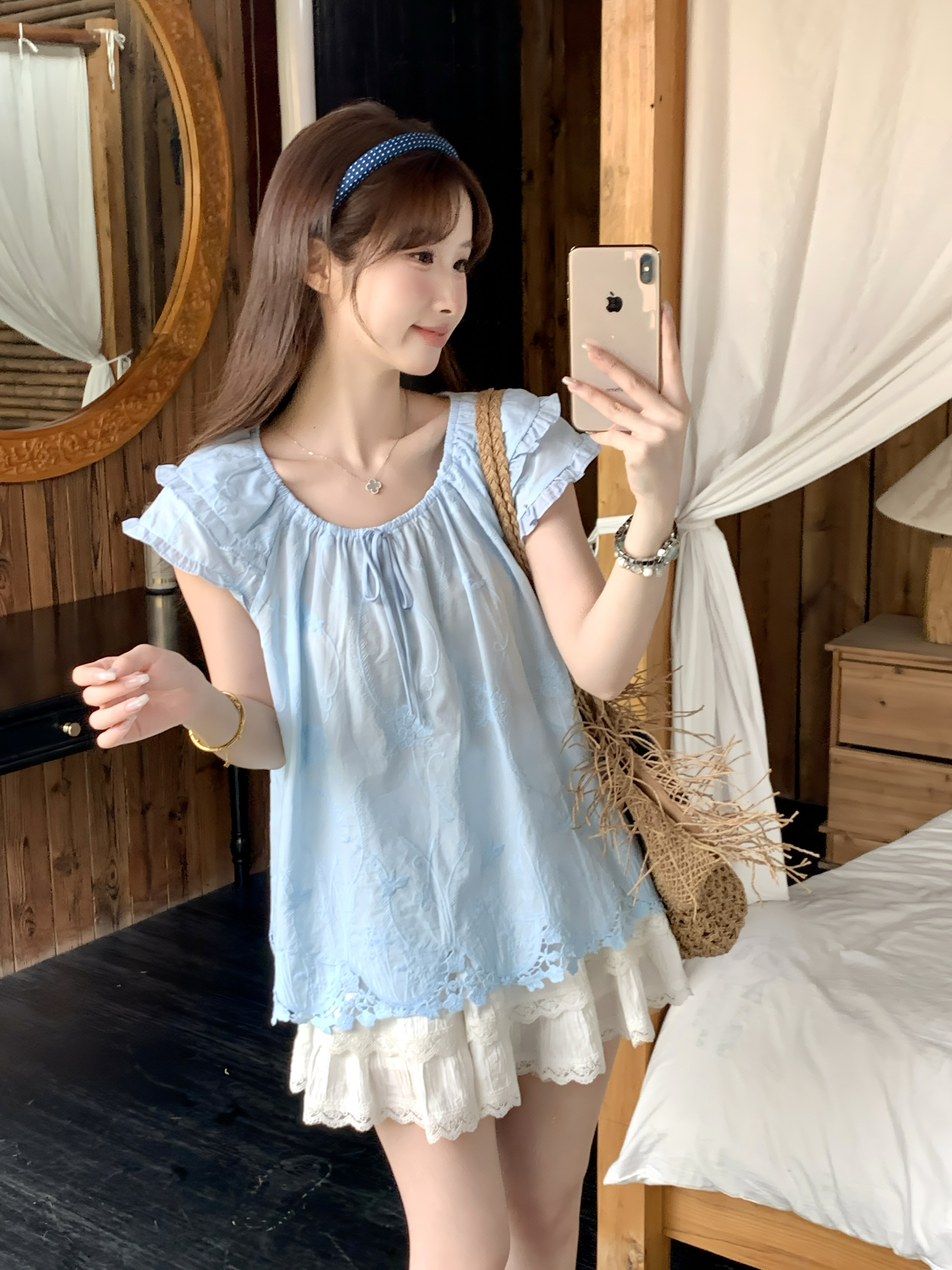 실사 정가 여름 오프숄더 이중층 Feifei 소매 자수 자수 레이스 측면 풀오버 작은 셔츠 연령 감소 달콤함