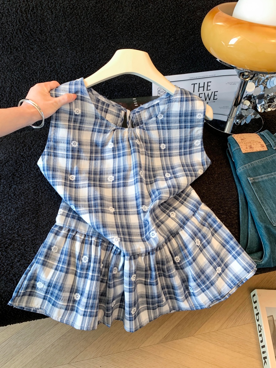 실사 정가 뒤로 레이스업 꽃 자수 민소매 체크무늬 여성 셔츠 디자인 센스 달콤함 작은 대중 맨위 여름