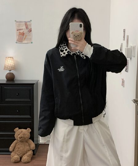 실사 암소 곡물 폴로 칼라 패치워크 재킷 국방 튀는 물 루즈핏 자수 배색 캐주얼 재킷