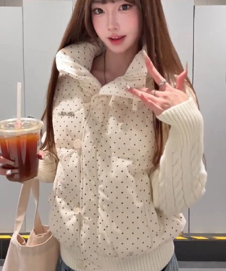 한 부서 달콤함 도트 무늬 니트 패치워크 긴팔 면 의류 여성 코트 겨울 루즈핏 두꺼운 쇼트 스타일 보온 패딩 재킷