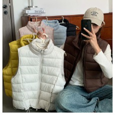 批发轻薄排骨羽绒棉马甲女短款<b class='q'>秋</b>冬款轻薄保暖极简多巴胺立领马甲
