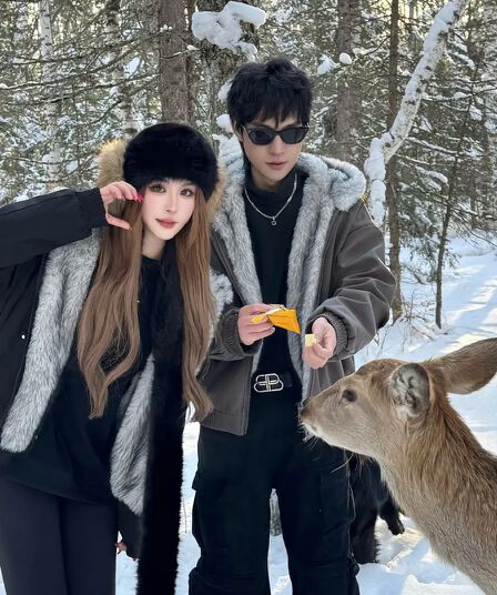 아메리칸 늑대 왕 모방 fall 털 후드 면 의류 남녀 겨울 털이 있는 좌 산 조각 면 옷 큰 모피 칼라 커플 두꺼움 재킷