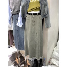 批发十三行2025秋季港风气质<b class='q'>百搭</b>高腰显瘦毛毛边牛仔半身裙长裙子女士