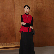 批发新中式国风女装禅意本命年马甲外套红色马夹