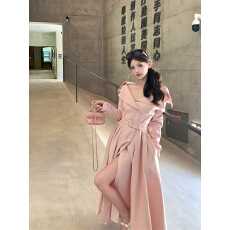 批发实拍秋季气质大翻领双排扣收腰显瘦风衣长款外套连衣裙配腰带女