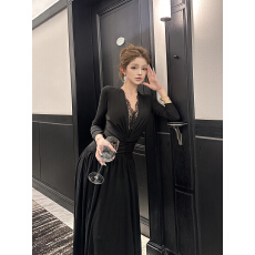 批发实拍性感收腰显瘦V领蕾丝拼接长袖连衣裙<b class='q'>长裙女</b>