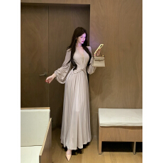 批发实拍复古<b class='q'>性感</b>V领纯欲风蕾丝拼接长袖<b class='q'>连衣裙</b>扭结收腰显瘦长裙女