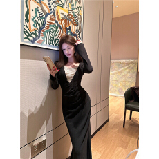 批发实拍秋冬复古性感深V领拼接长袖褶皱收腰包臀鱼尾<b class='q'>连衣裙</b>长裙女