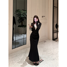 批发实拍秋冬复古性感深V领拼接长袖褶皱收腰包臀鱼尾<b class='q'>连衣裙</b>长裙女