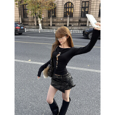 批发实拍春装复古性感前后两穿蝴蝶结镂空长袖<b class='q'>T</b><b class='q'>恤</b>烫钻上衣女