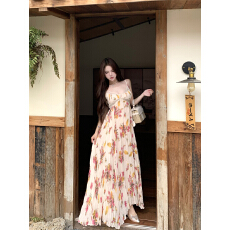 批发实拍夏季复古性感纯欲V领印花蕾丝吊带上衣连衣裙女