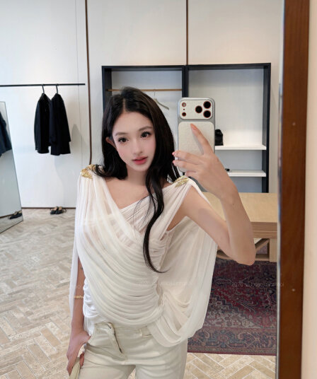 실사 여름 섹시함 화이트 도루 센스 펌프 Pleat 십자가 금속 조끼 맨위 여성