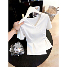 批发独特设计感交叉V领短袖T恤女2026春夏新款<b class='q'>大码</b>新中式胖MM显瘦上衣