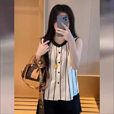 批发轻奢高级感无袖撞色条纹衬衫女2026夏季大码气质独特漂亮减龄上衣