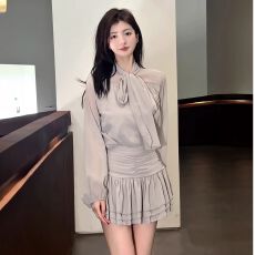 批发套装裙子春夏穿搭气质蝴蝶结衬衫吊带高腰显瘦<b class='q'>半身裙</b>小香风三件套