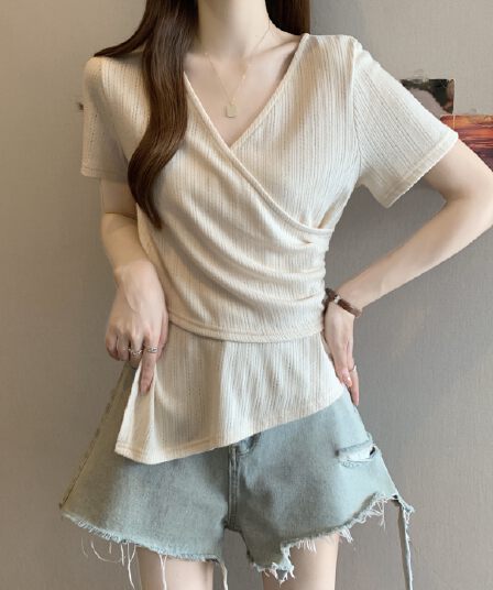 실사 빅 사이즈 살구 색상 긴팔 티셔츠 여성 여름 새로운 프랑스식 몸매 가꾸기 슬림해 보이는 불규칙 인사이드 잡아라. 의류 8005