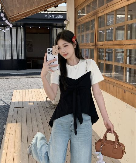 실사 빅 사이즈 여름 프랑스식 페이크 레이어드 몸매 가꾸기 슬림해 보이는 반팔 티셔츠 디자인 센스 패치워크 색상 맨위 1865