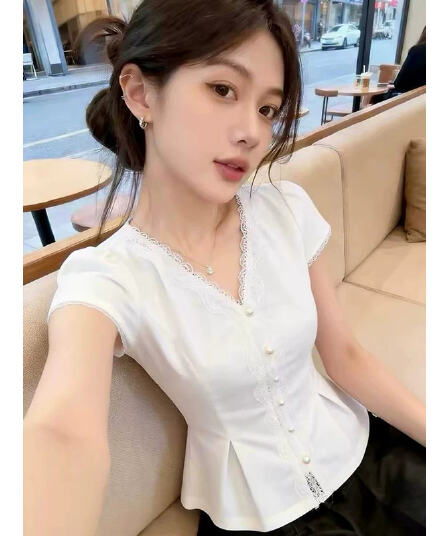 프랑스식 달콤한 매운맛 바람 레이스 레이스 반팔 여성 셔츠 2026 여름 새로운 우아함 다용도 허리 수축 슬림해 보이는 셔츠