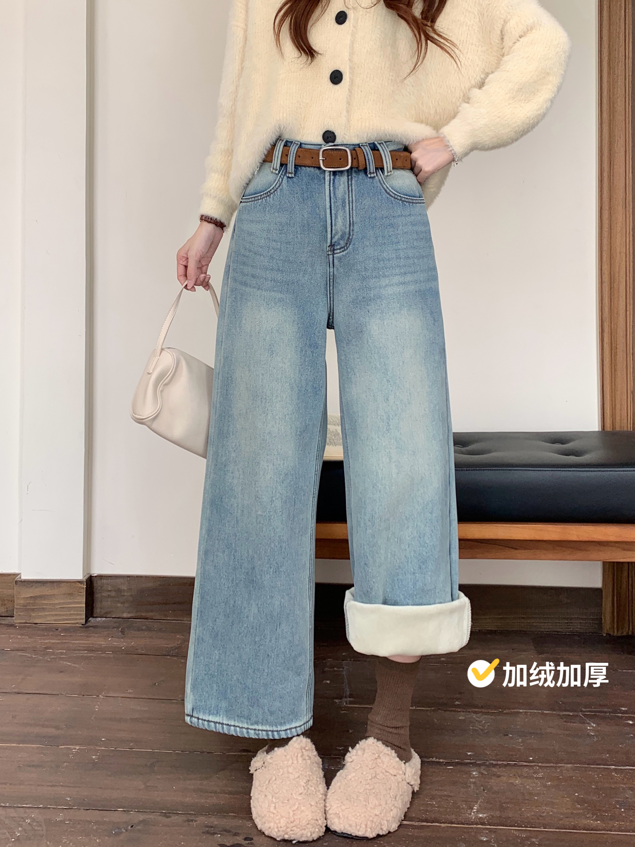 겨울 새로운 털이 있고 두꺼운 청바지 여성 레트로 워싱 스트레이트 루즈핏 넓은 다리 9 포인트 롱 바지