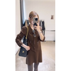 批发秋<b class='q'>冬</b>新款气质高级感纯色百搭高质量polo领针织套装