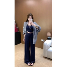 批发春<b class='q'>夏</b>新款韩系慵懒风条纹衬衣+吊带打底+休闲阔体裤三件套