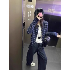 批发早秋新款法式随性莱赛尔百搭弹力条纹<b class='q'>针织衫</b><b class='q'>开衫</b>外套上衣毛衣短款