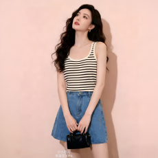 批发微方领吊带背心女夏内搭外穿2026新款螺纹针织高级感宽肩带上衣