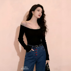 批发<b class='q'>轻熟</b>风黑色烫钻V领针织衫女春纯欲露肩显瘦内搭长袖上衣