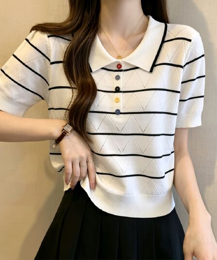 한국 스타일 디자인 센스 홀로우 아웃 패션 스트라이프 POLO 칼라 반팔 부서 버클 니트 스웨터 여성 느슨함 슬림해 보이는 맨위 풀오버