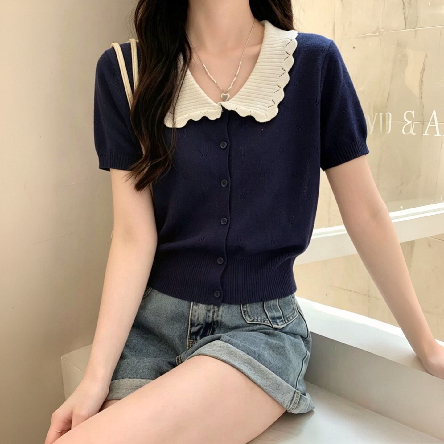 보존 섹션 추천 배색 홀로우 아웃 베이비 칼라 2026 새로운 반팔 니트 오픈 가디건 여성 여름 슈퍼 잘 생긴 맨위
