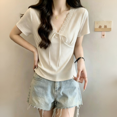 批发韩系纯欲系带蕾丝边V领短袖<b class='q'>t</b><b class='q'>恤</b>女夏季新款小个子修身短款白色上衣