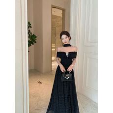 批发实拍 实价 高级感纱<b class='q'>一字肩</b>重工钻晚礼服