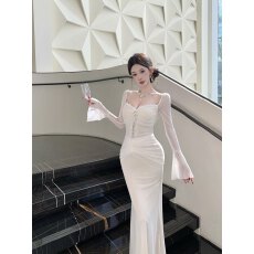 批发实拍 实价高级感气质喇叭袖鱼尾裙<b class='q'>连衣裙</b>