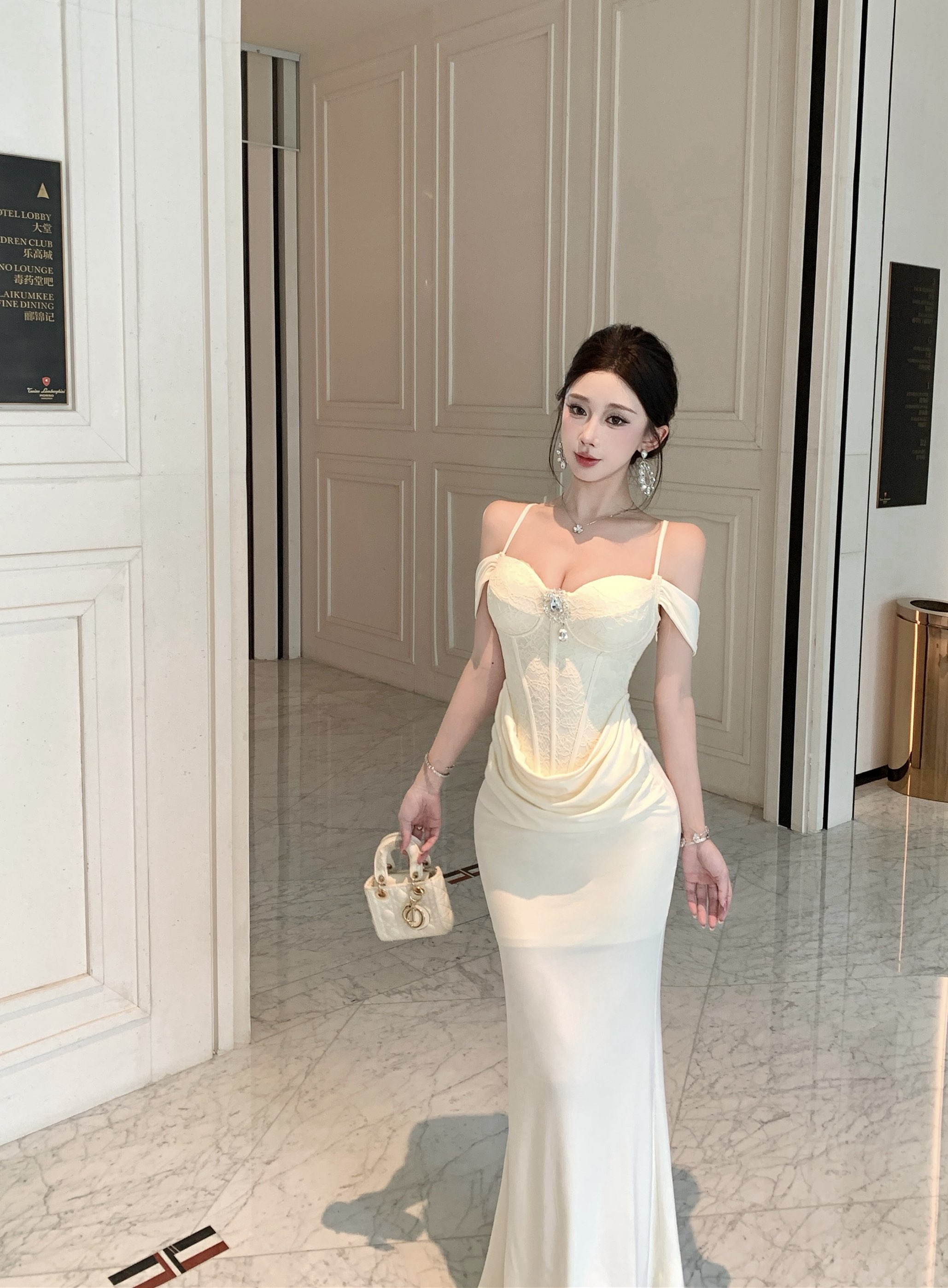 실사 정가 고급 센스 오프숄더 패치워크 예복 치마 드레스