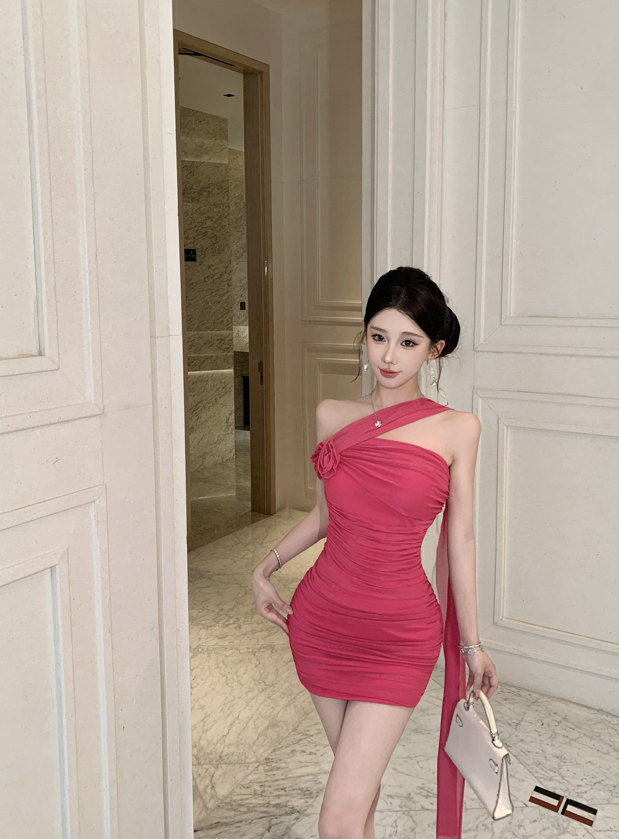 실사 정가 핫걸 튜브탑 수공 꽃 드레스