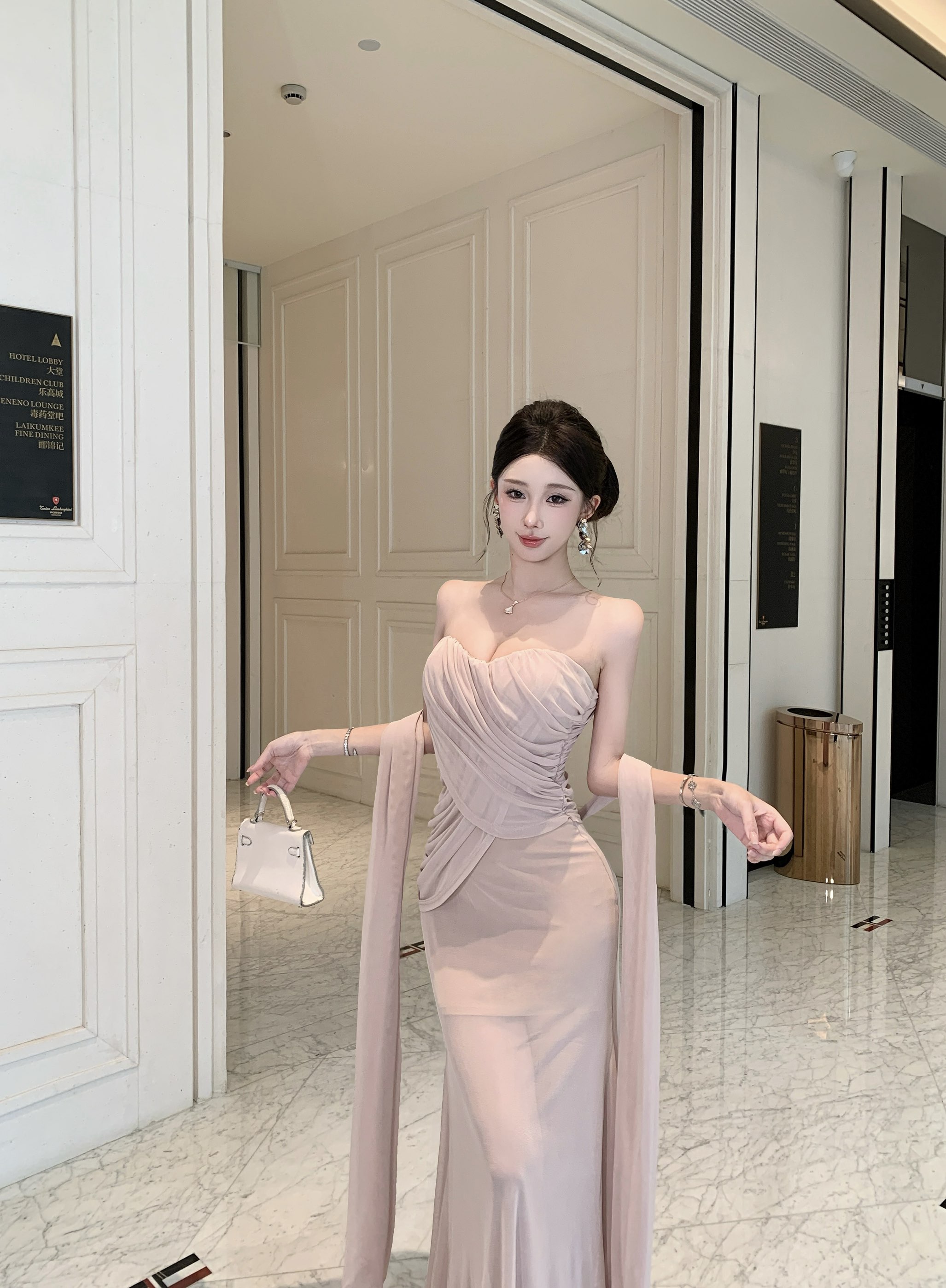 실사 정가 튜브탑 드레스 여름 리본 망사 휴가 바람 롱 스커트 허리 수축 타이트 스커트 인어 꼬리 스커트