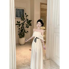 批发实拍 实价辣妹设计感多种穿法收腰不规则晚<b class='q'>礼服</b>连衣裙