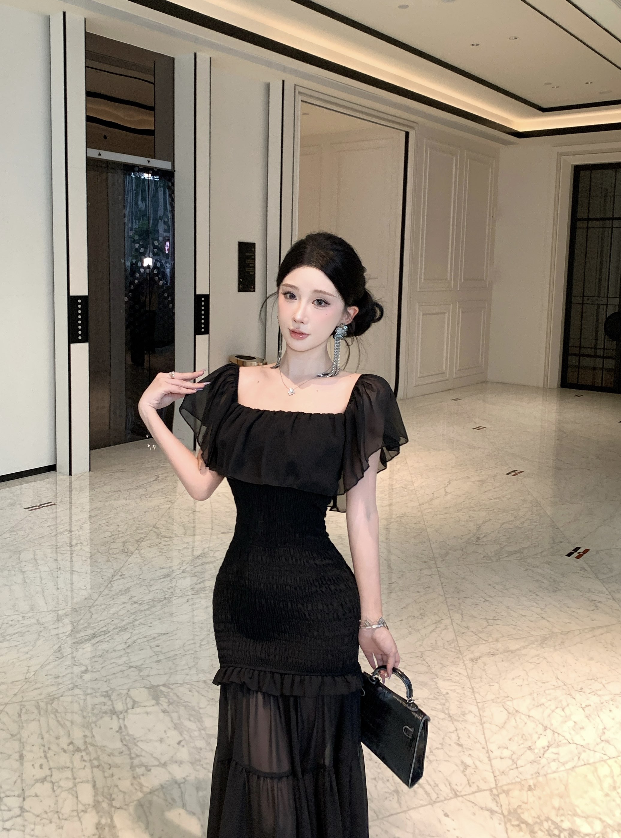 BY26427# 高级感抹胸网纱拼接褶皱连衣裙礼服裙  服裝批發女裝批發服飾貨源