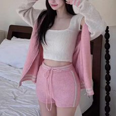 批发<b class='q'>韩国</b>拼色拉链羊毛针织运动开衫长袖女棒球服套装